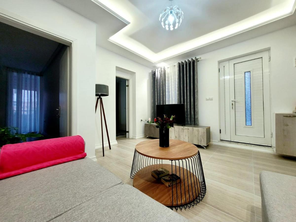 Anis Apartments Sarande Luaran gambar
