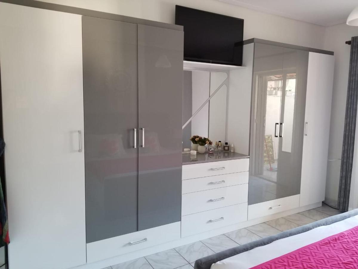 Anis Apartments Sarande Luaran gambar